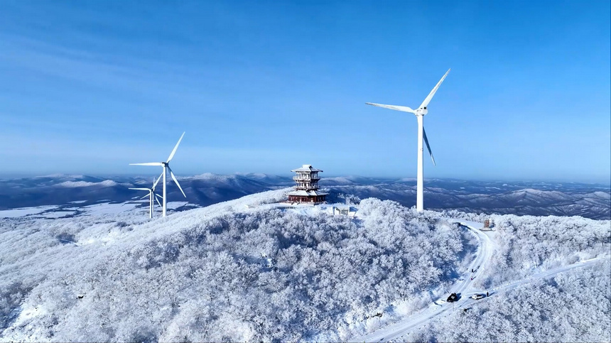 黑龍江饒河：大頂子山冬日雪景美如仙境