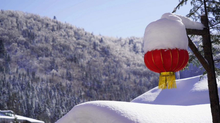 “雪”迎八方客 中國(guó)雪鄉(xiāng)景區(qū)正式開園