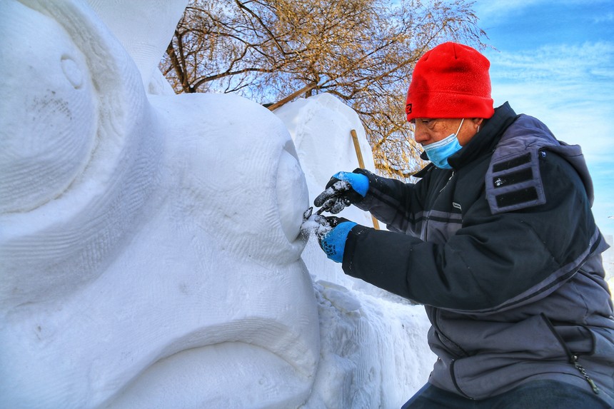 佳木斯市“冰雪大世界”緊鑼密鼓建設(shè)中